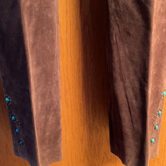 1990s High-waisted Western Suede Pants with Turquoise and Metal Studs - Picture 8 of 10